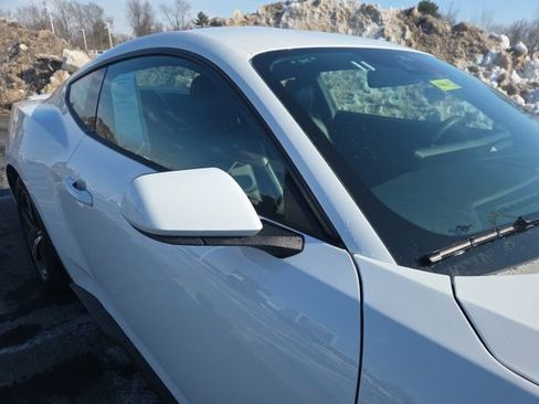 Certified 2025 Ford Mustang Premium image 5