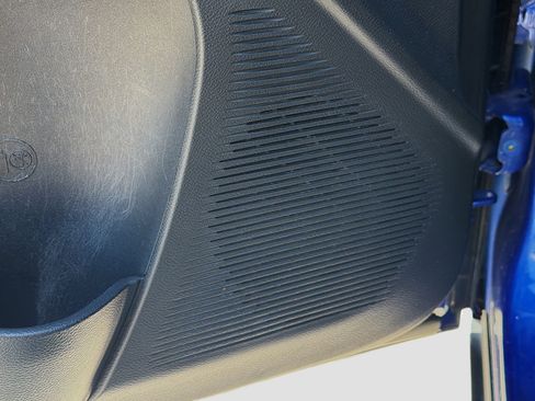 Used 2019 Dodge Challenger SXT image 23