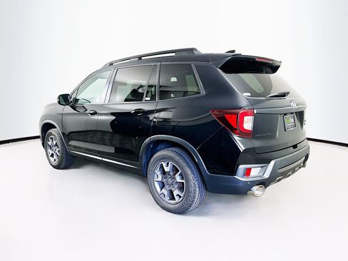 Used 2022 Honda Passport TrailSport image 5