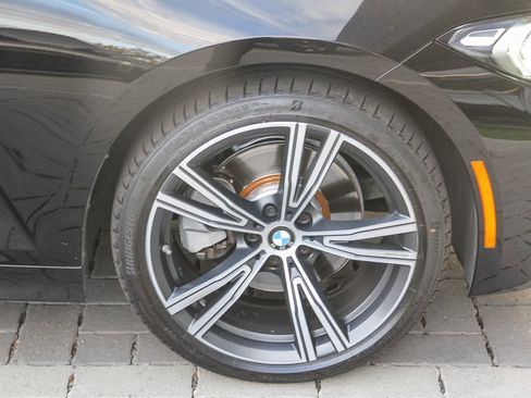 Used 2023 BMW 330i Sedan w/ Premium Package image 9