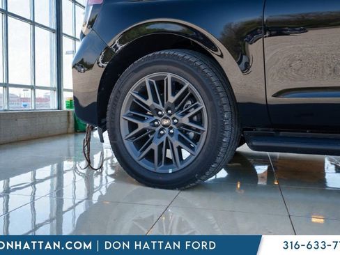 New 2026 Ford Expedition Max Platinum w/ Stealth Appearance Package AWD/4WD image 37