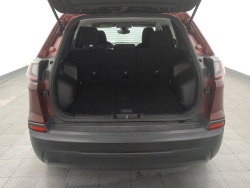 Used 2021 Jeep Cherokee Latitude FWD image 29