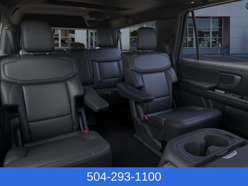 New 2026 Ford Expedition Max Platinum w/ Stealth Appearance Package AWD/4WD image 13
