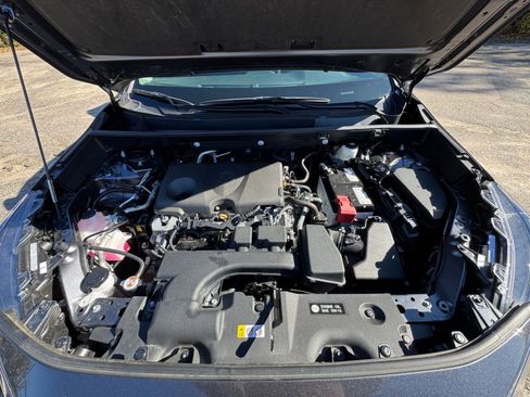 Used 2025 Toyota RAV4 XLE image 27