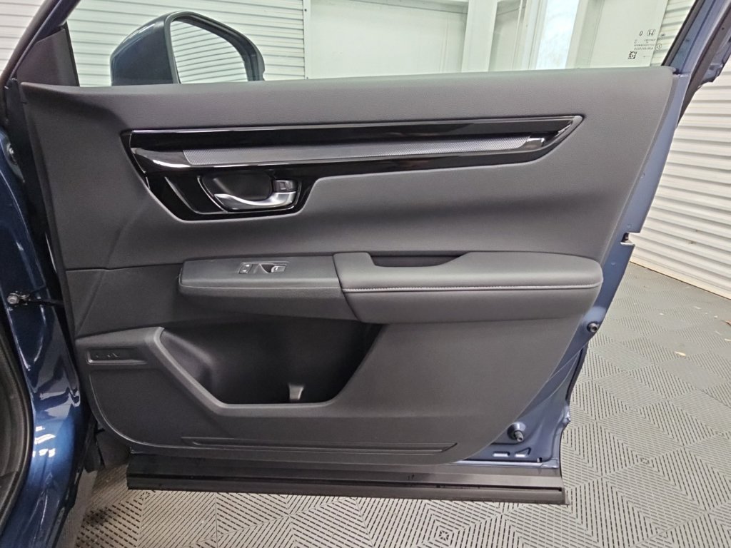 Used 2024 Honda CR-V EX-L image 40
