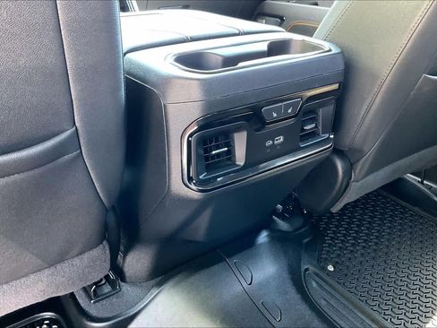 Used 2024 GMC Sierra 2500 AT4 w/ AT4 Premium Plus Package AWD/4WD image 67