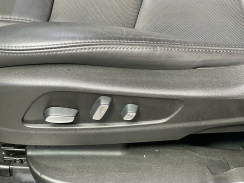 Used 2019 Cadillac XT5 Premium Luxury AWD/4WD image 15