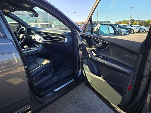 Certified 2025 Audi Q7 2.0T Premium Plus w/ Premium Plus Package image 12