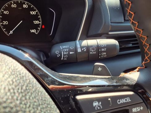 New 2025 Honda Pilot Sport image 15