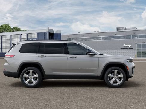 New 2026 Jeep Grand Cherokee L Limited RWD image 21