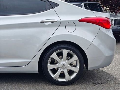Used 2012 Hyundai Elantra Limited w/ Technology Pkg 5 FWD image 41