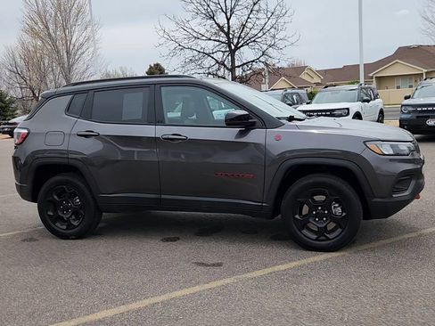 Used 2024 Jeep Compass Trailhawk image 9