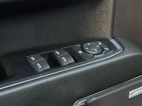 Used 2023 Chevrolet Silverado 1500 LT Trail Boss w/ Convenience Package II AWD/4WD image 16