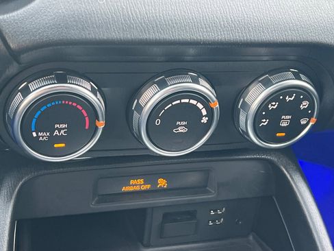 Used 2017 FIAT 124 Spider Classica image 19