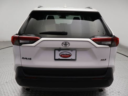 Used 2024 Toyota RAV4 XLE FWD image 10