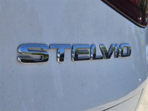 Used 2022 Alfa Romeo Stelvio Sprint image 16