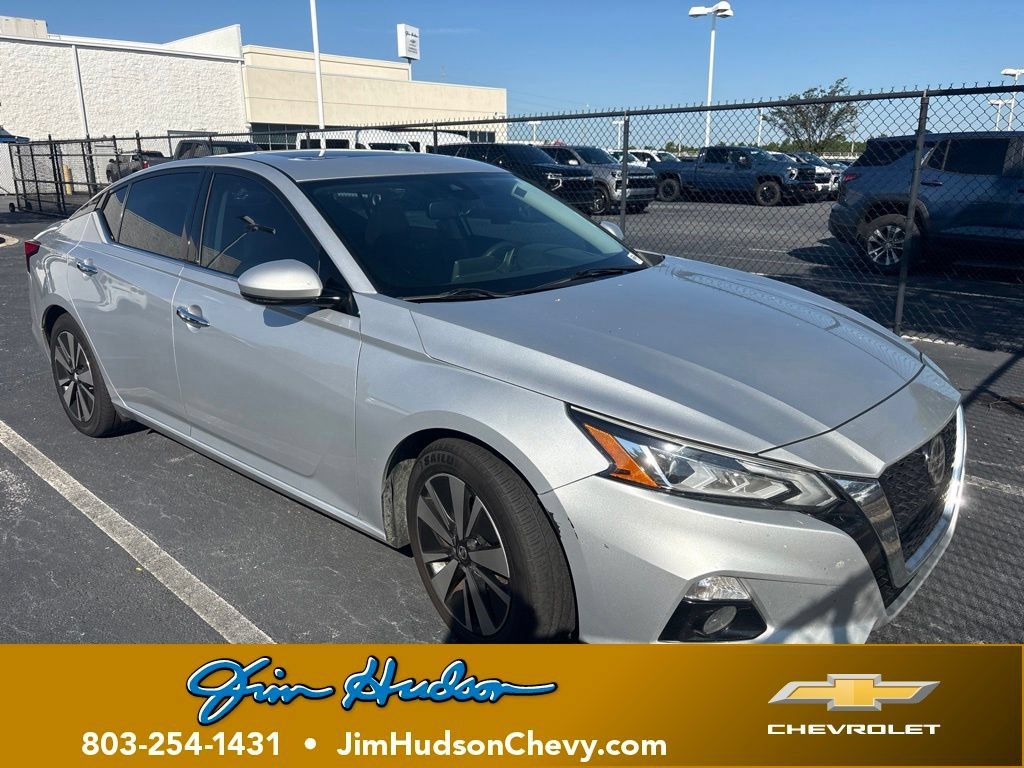 Used 2019 Nissan Altima 2.5 SV FWD image 1