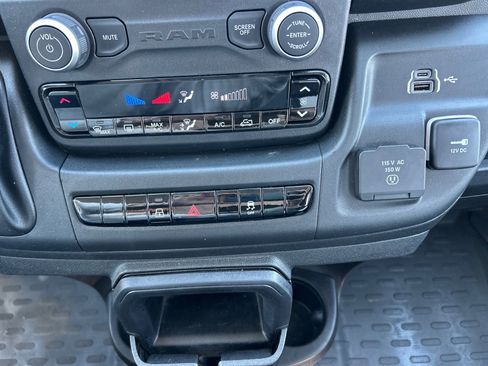 Used 2025 RAM ProMaster 1500 w/ Convenience Group image 28