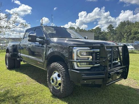 Certified 2026 Ford F350 Lariat w/ Lariat Ultimate Package AWD/4WD image 12