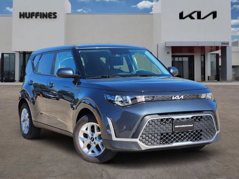 Certified 2025 Kia Soul LX w/ LX Technology Package FWD image 1