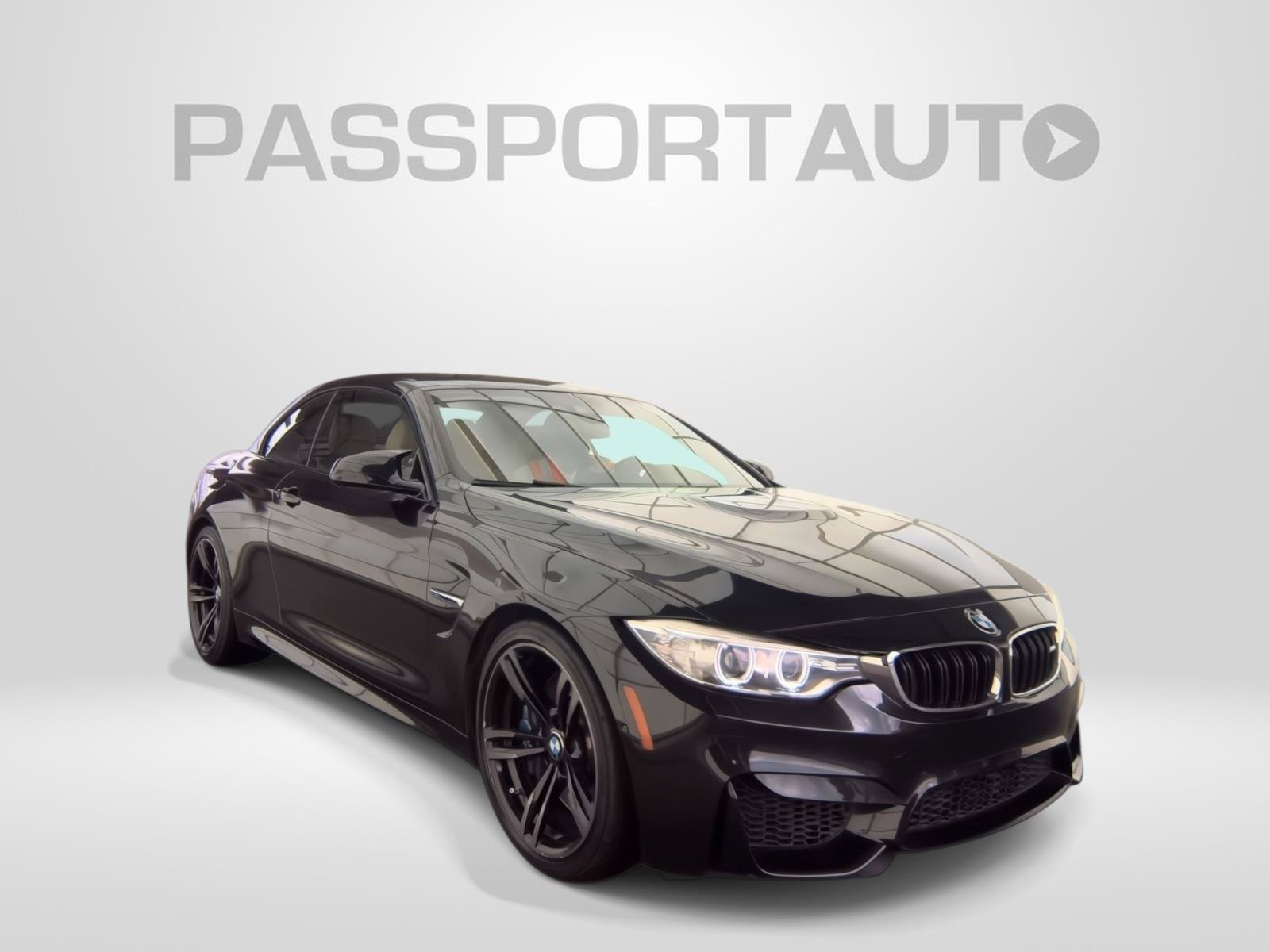 Used 2017 BMW M4 Convertible RWD image 5
