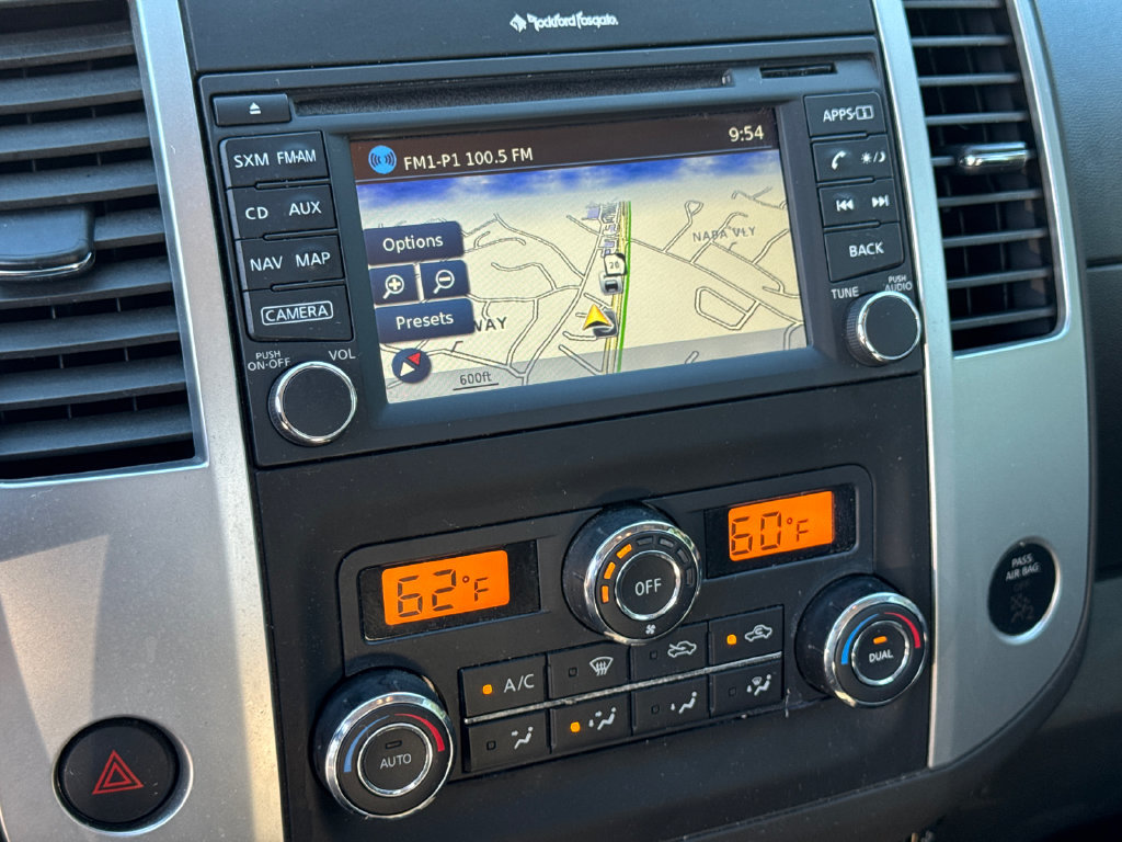 Used 2018 Nissan Frontier PRO-4X AWD/4WD image 30
