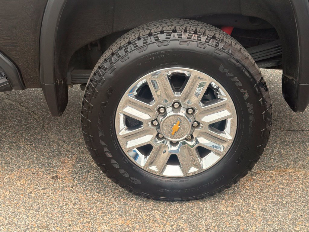 Certified 2024 Chevrolet Silverado 2500 High Country w/ Z71 Off-Road Package AWD/4WD image 13