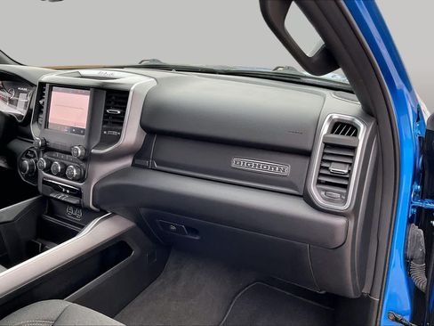 Used 2024 RAM 1500 Big Horn RWD image 17