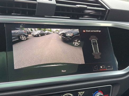 Certified 2024 Audi Q3 2.0T Premium w/ Convenience Package AWD/4WD image 15