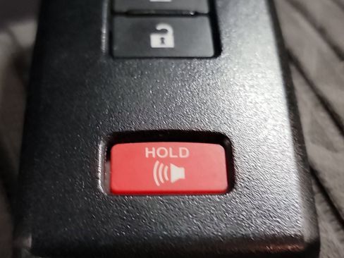 Used 2021 Toyota 4Runner SR5 image 31