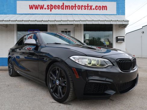 Used 2016 BMW M235i Coupe RWD image 6