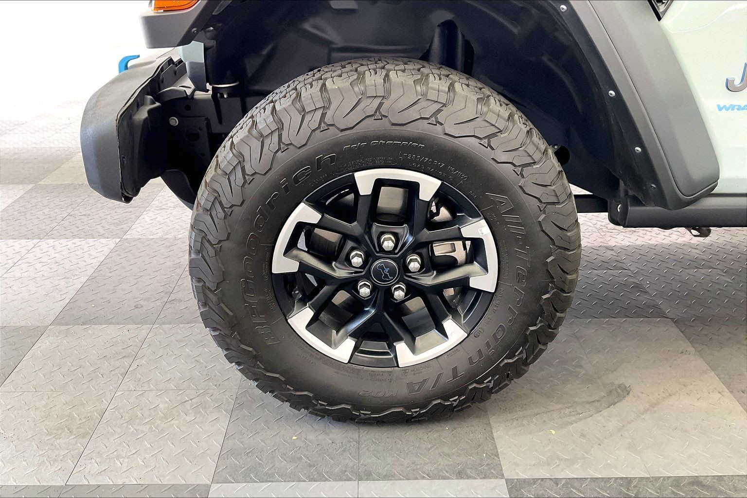 Used 2024 Jeep Wrangler Unlimited Rubicon 4xe w/ Convenience Group AWD/4WD image 8