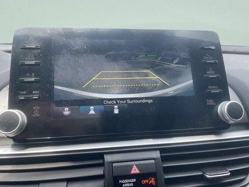 Used 2019 Honda Accord Sport image 18