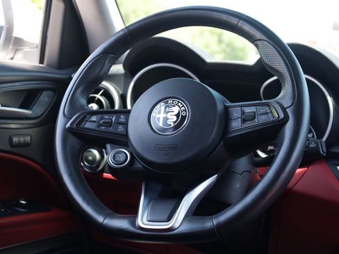 Used 2021 Alfa Romeo Stelvio Sprint w/ Active Assist 1 Package RWD image 7
