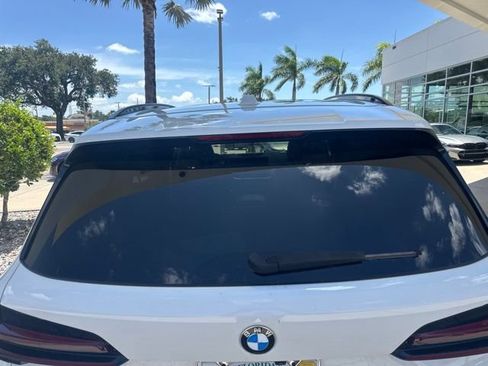 Used 2025 BMW X5 sDrive40i w/ M Sport Package RWD image 6