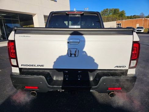 Used 2023 Honda Ridgeline Black Edition image 6