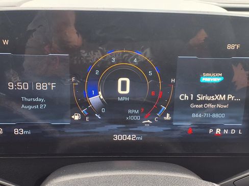 Used 2025 Chevrolet Traverse LT w/ LPO, Floor Liner Package FWD image 11