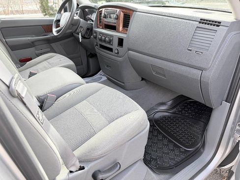 Used 2006 Dodge Ram 1500 Truck SLT image 15