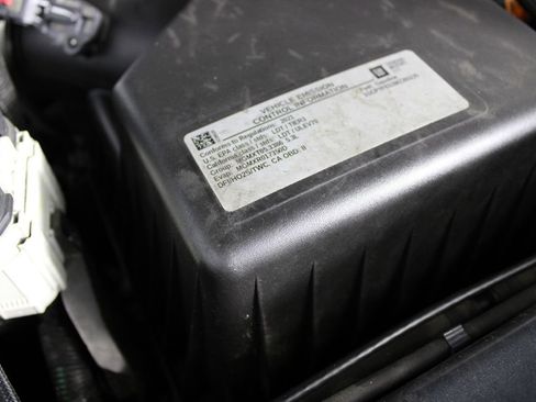 Used 2021 Chevrolet Silverado 1500 LT Trail Boss w/ Convenience Package II image 57