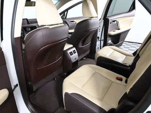 Used 2018 Lexus RX 450hL Premium w/ Premium Package AWD/4WD image 17