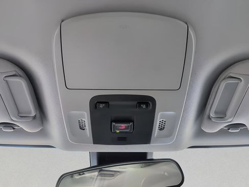 Used 2023 Toyota Camry SE image 29