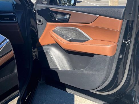 Used 2023 Acura MDX FWD w/ Technology Package image 25