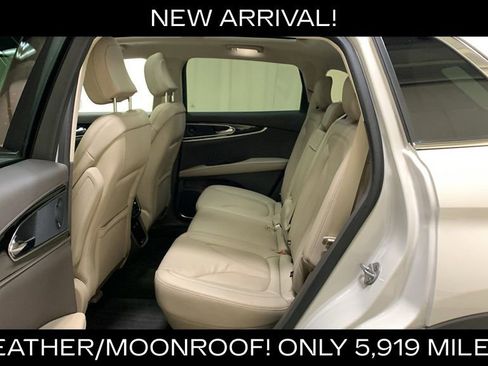 Used 2023 Lincoln Nautilus Reserve w/ Luxury Package AWD/4WD image 23
