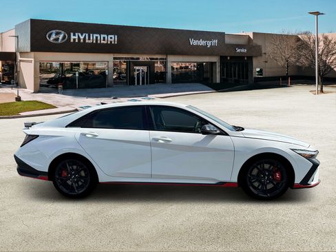 New 2026 Hyundai Elantra N FWD image 9