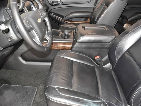 Used 2018 Chevrolet Tahoe LT w/ Luxury Package AWD/4WD image 23