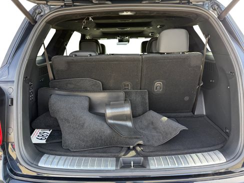 Certified 2025 Hyundai Palisade Calligraphy image 17