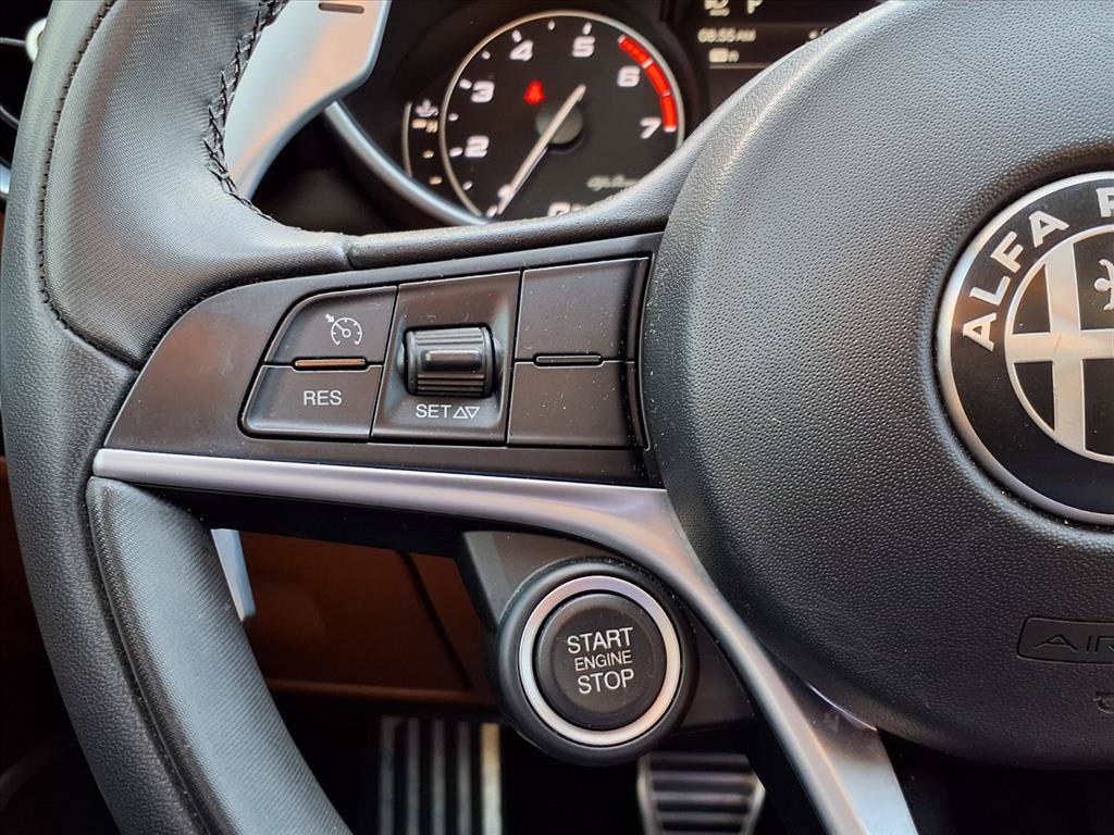 Used 2019 Alfa Romeo Giulia Ti Sport w/ Quick Order Package 22U Sport RWD image 13