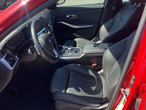 Used 2020 BMW 330i xDrive Sedan w/ Convenience Package image 3