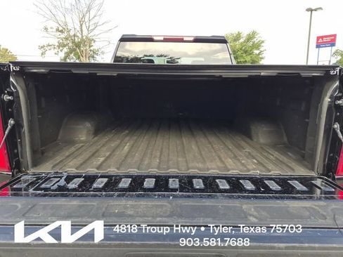 Used 2021 Chevrolet Silverado 2500 Custom w/ Custom Value Package AWD/4WD image 11