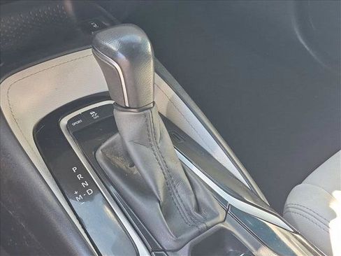 Used 2022 Toyota Corolla XSE FWD image 6